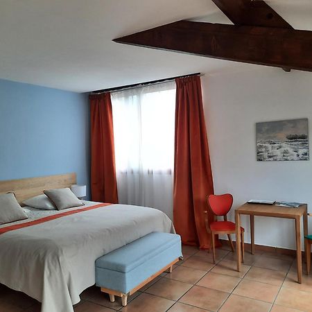 Le Clos Des Chenes Lagarde-Pareol Dış mekan fotoğraf